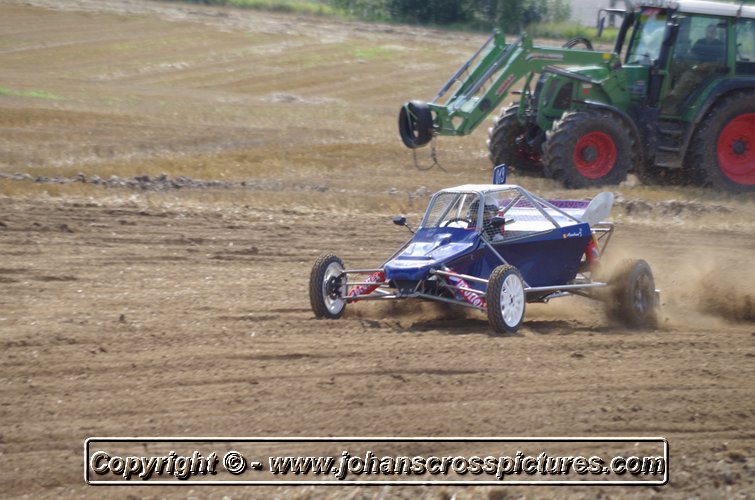 2014OUT-AX-025.JPG