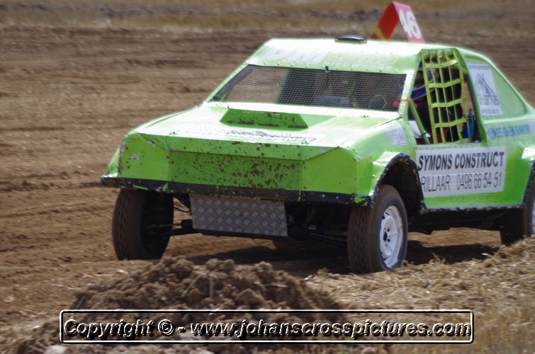 2014OUT-AX-032.JPG