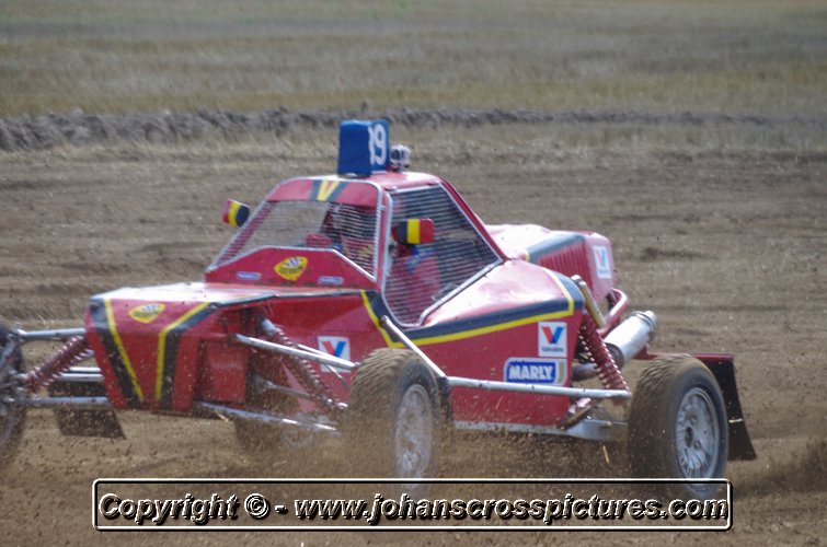 2014OUT-AX-035.JPG