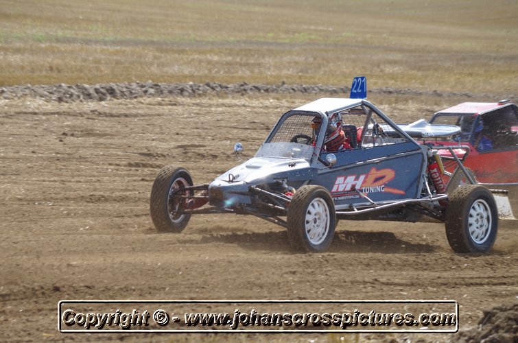 2014OUT-AX-054.JPG