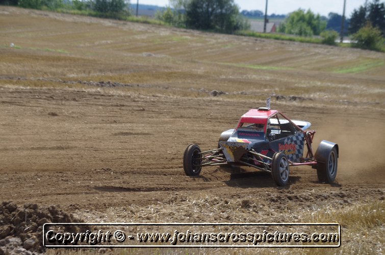 2014OUT-AX-065.JPG
