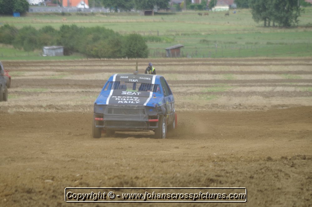SCH_AX_020.JPG
