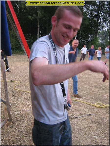 Nicky cross 700.jpg