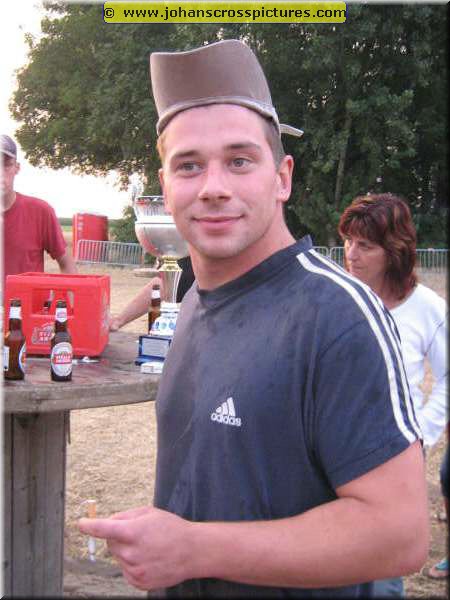 Nicky cross 718.jpg