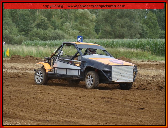 2011HAA-A-034.JPG
